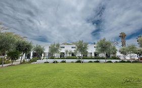 Karoo Retreat- Self Catering Villas And Guest House